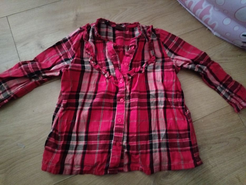 Świąteczne ubranka dla dziewczynki