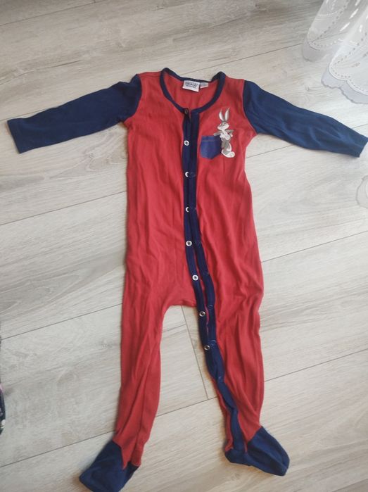 Piżamka dla chłopca r. 80