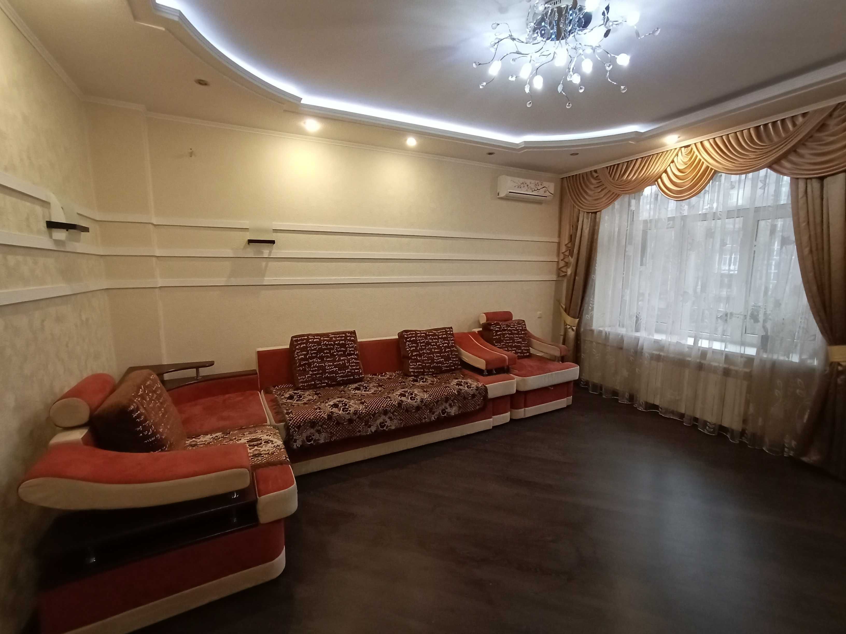 Квартира Посуточно, почасово 2к. кв. в центре, м. Научная