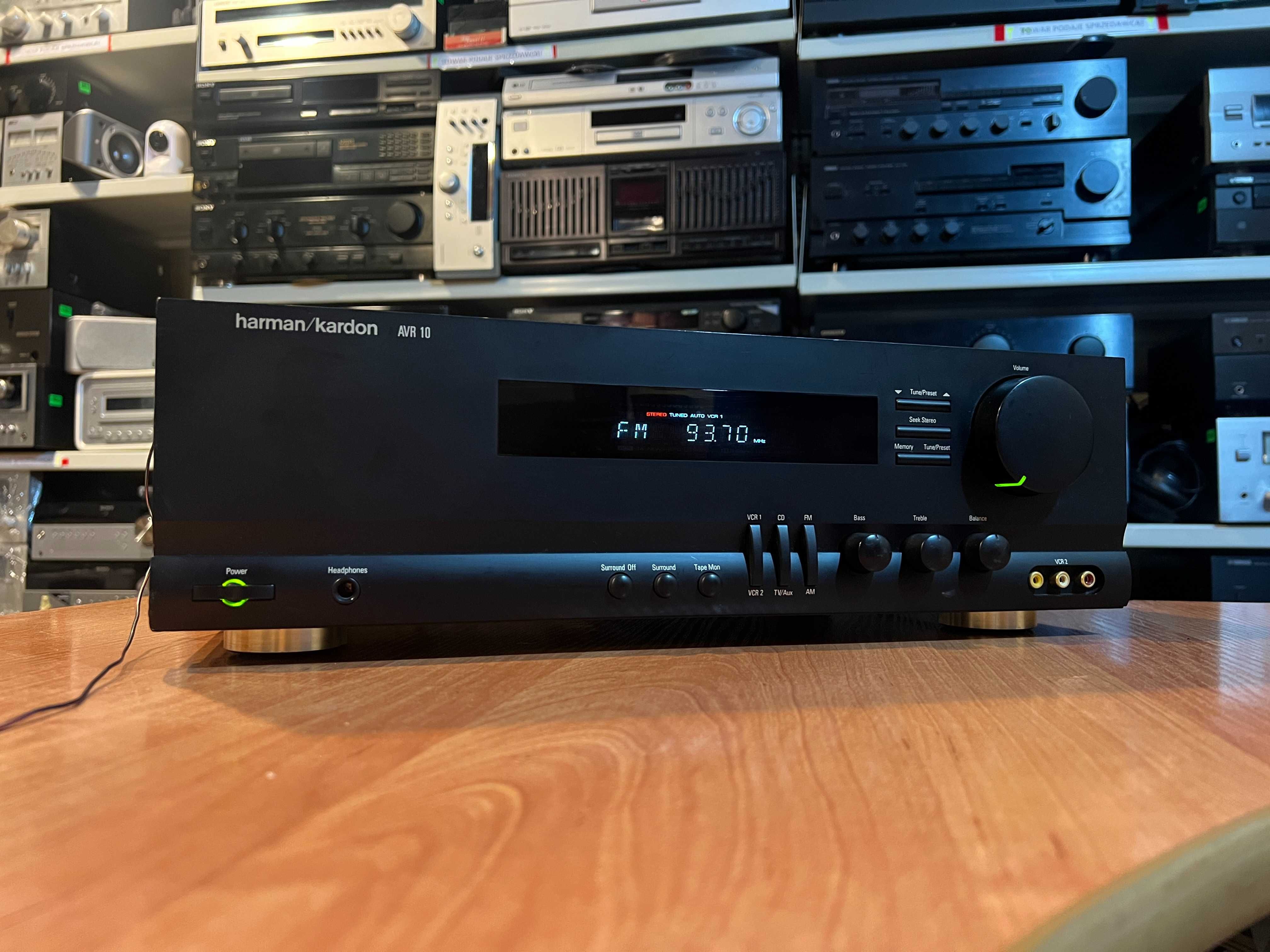 Amplituner Harman/Kardon AVR 10 Audio Room