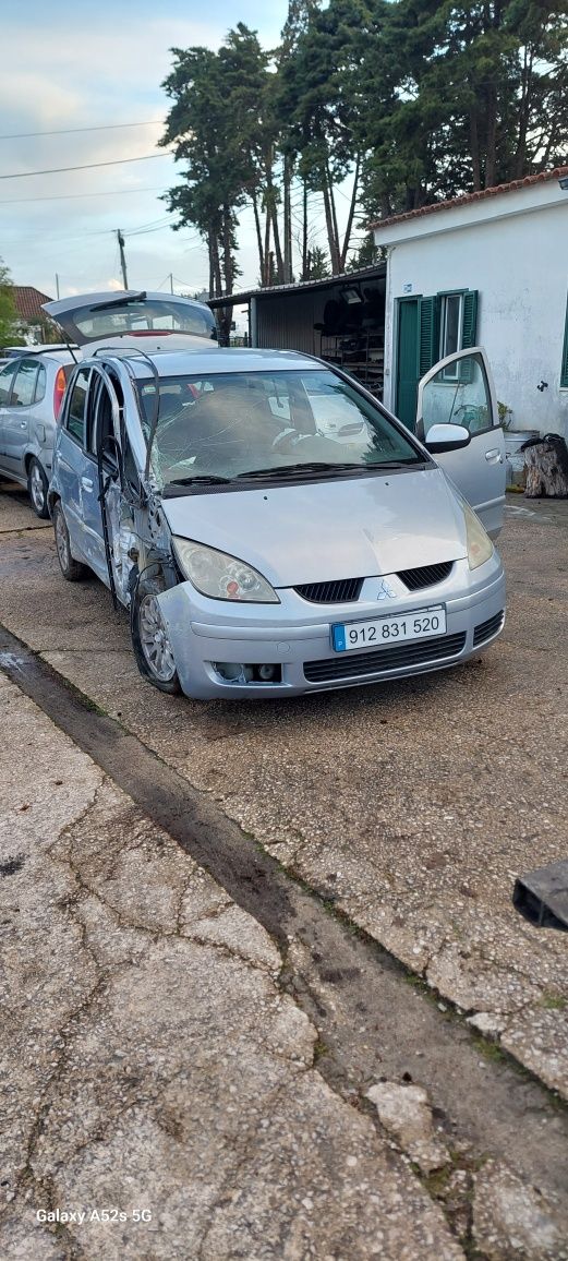 Para peças mitsubishi Colt 1.5 diesel ano11/2004 boa mecânica