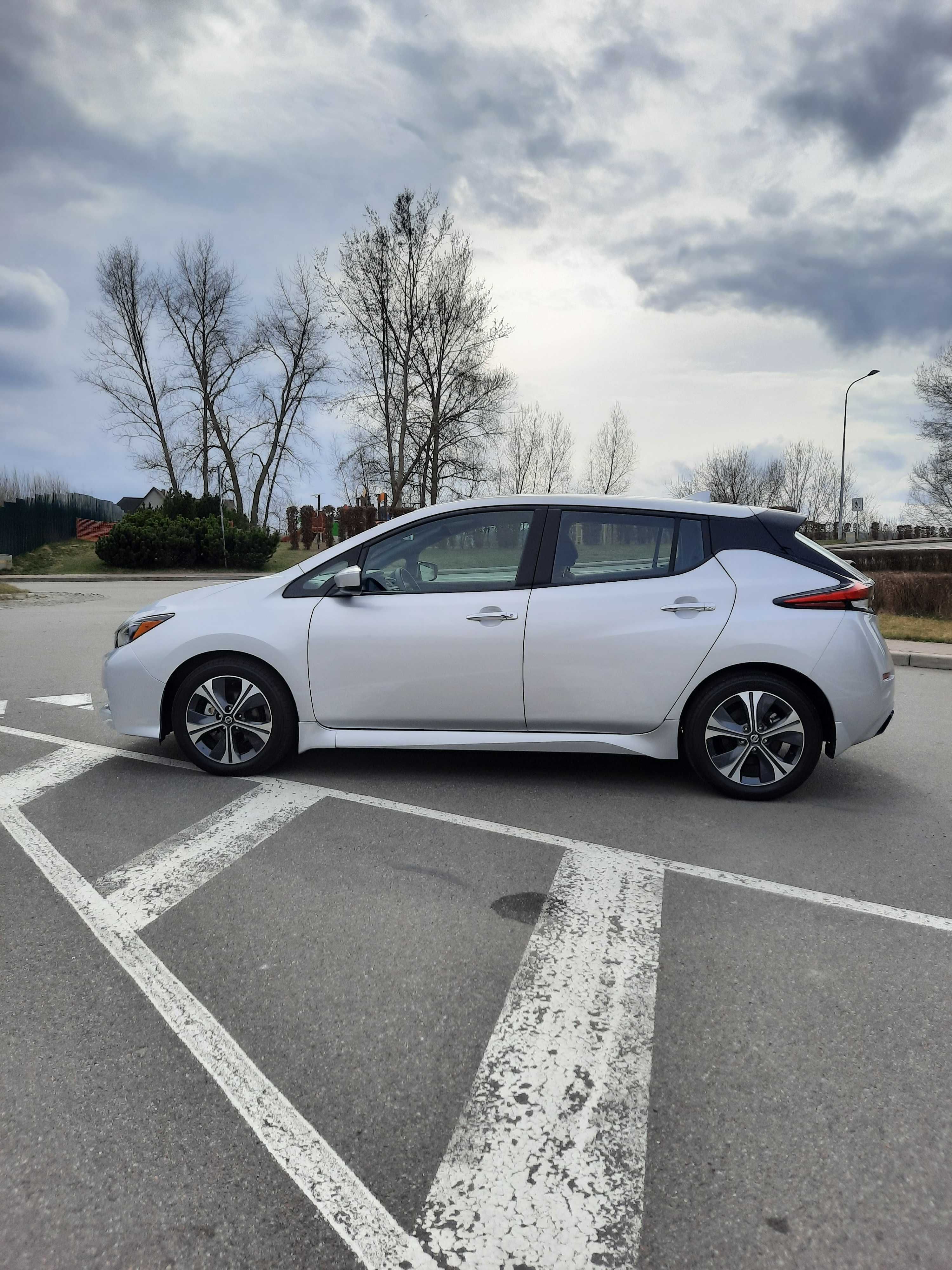 NISSAN leaf II 40kw