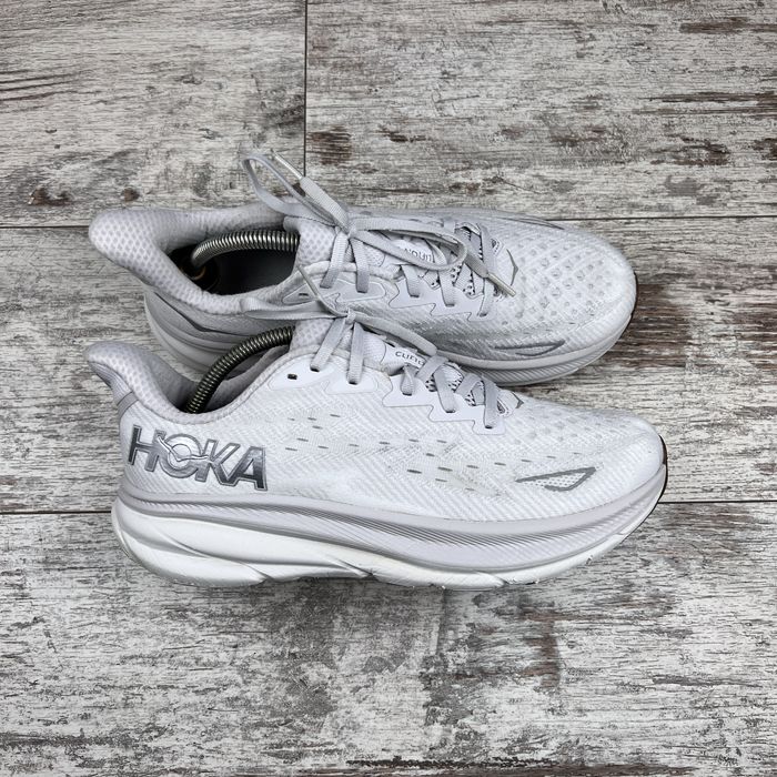 Кросівки Hoka Clifton 9 1127896 розмір 44 оригінал