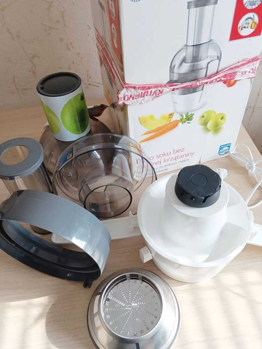 Продам новую соковыжималку Philips HR1855/80