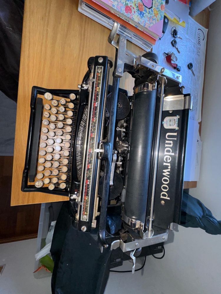Maquina de escrever underwood
