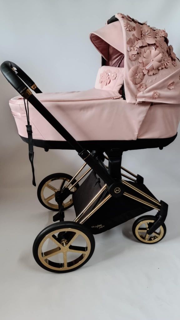 Cybex Jeremy Scott Cherubs Pink+ gondola simply flowers