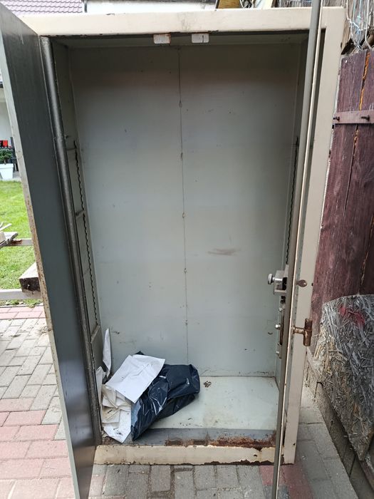 Szafa stalowa do garażu