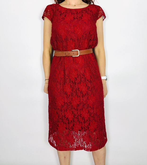 Czerwona koronkowa sukienka midi M 38