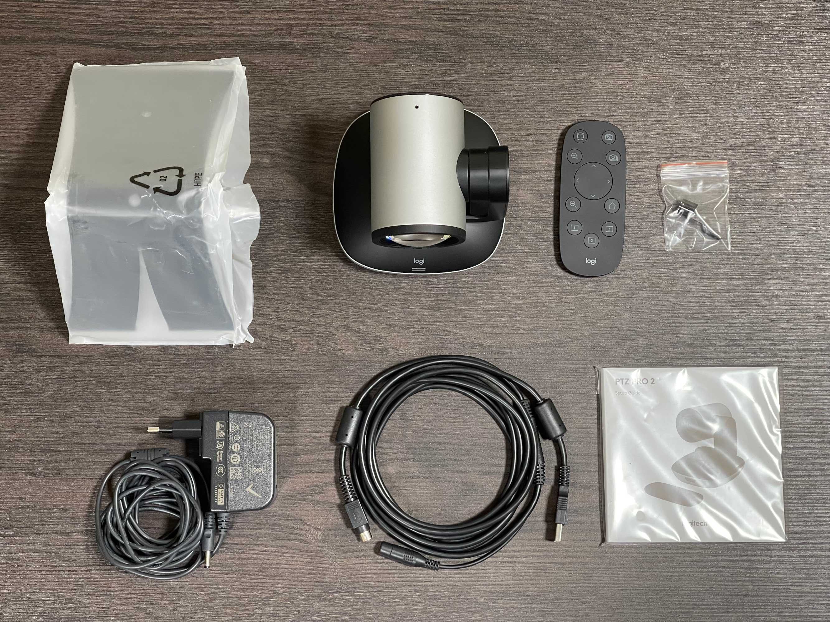 Câmara PTZ - Logitech PTZ Pro 2
