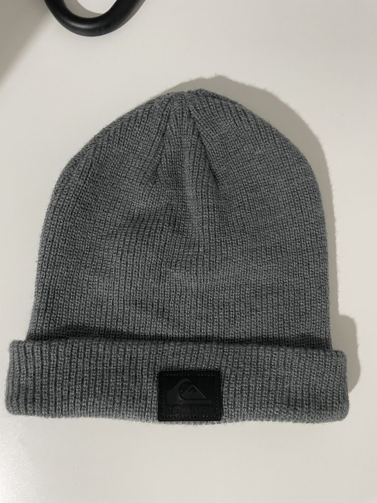 Gorro de lã cinzento QuickSilver