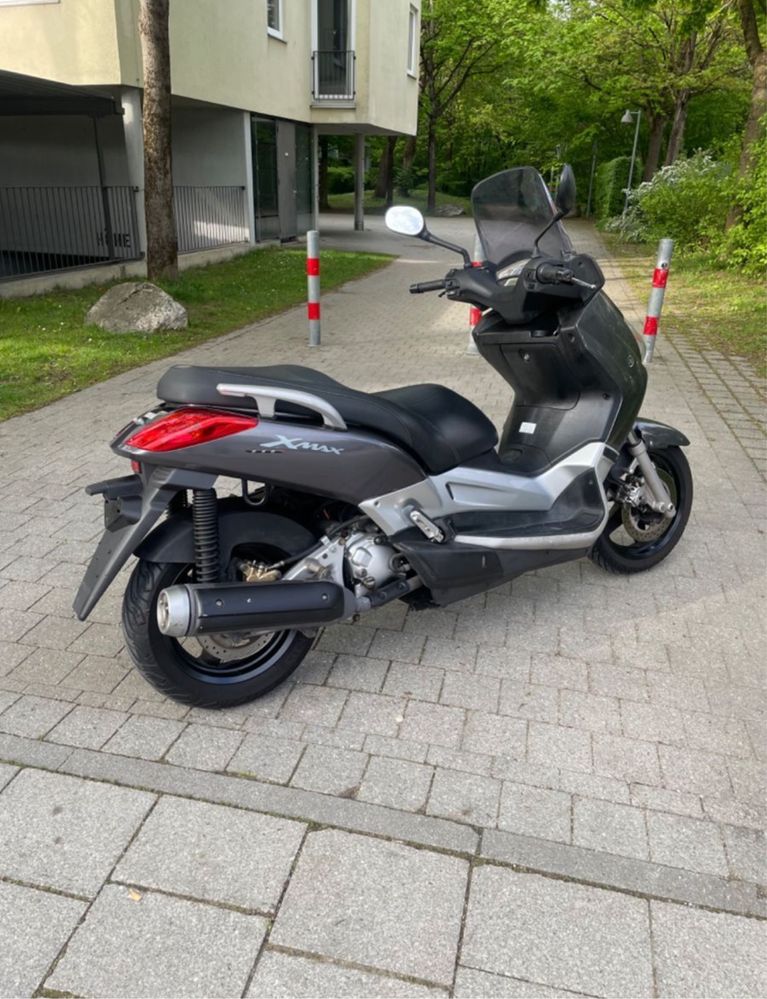 Максі скутер Yamaha XMax YP250R пробіг оригінал розмитнений