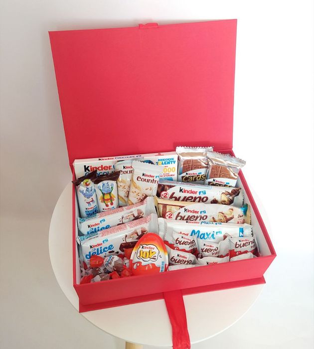 Ekskluzywny zestaw słodyczy Kinder w eleganckim pudełku
