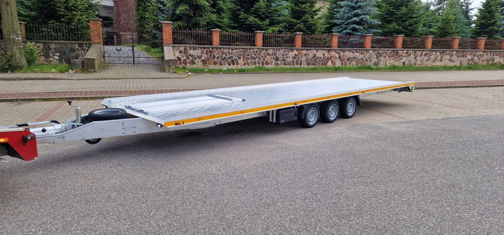 Wynajem przyczepy lawety 8.5m na 2 Auta 3.5t Radom.
GROMEX L3 DMC