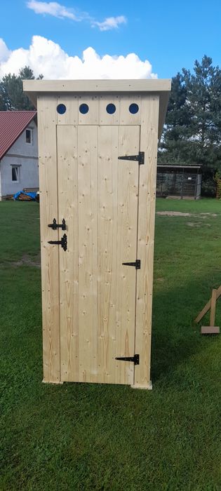 Toaleta ogrodowa WC wychodek