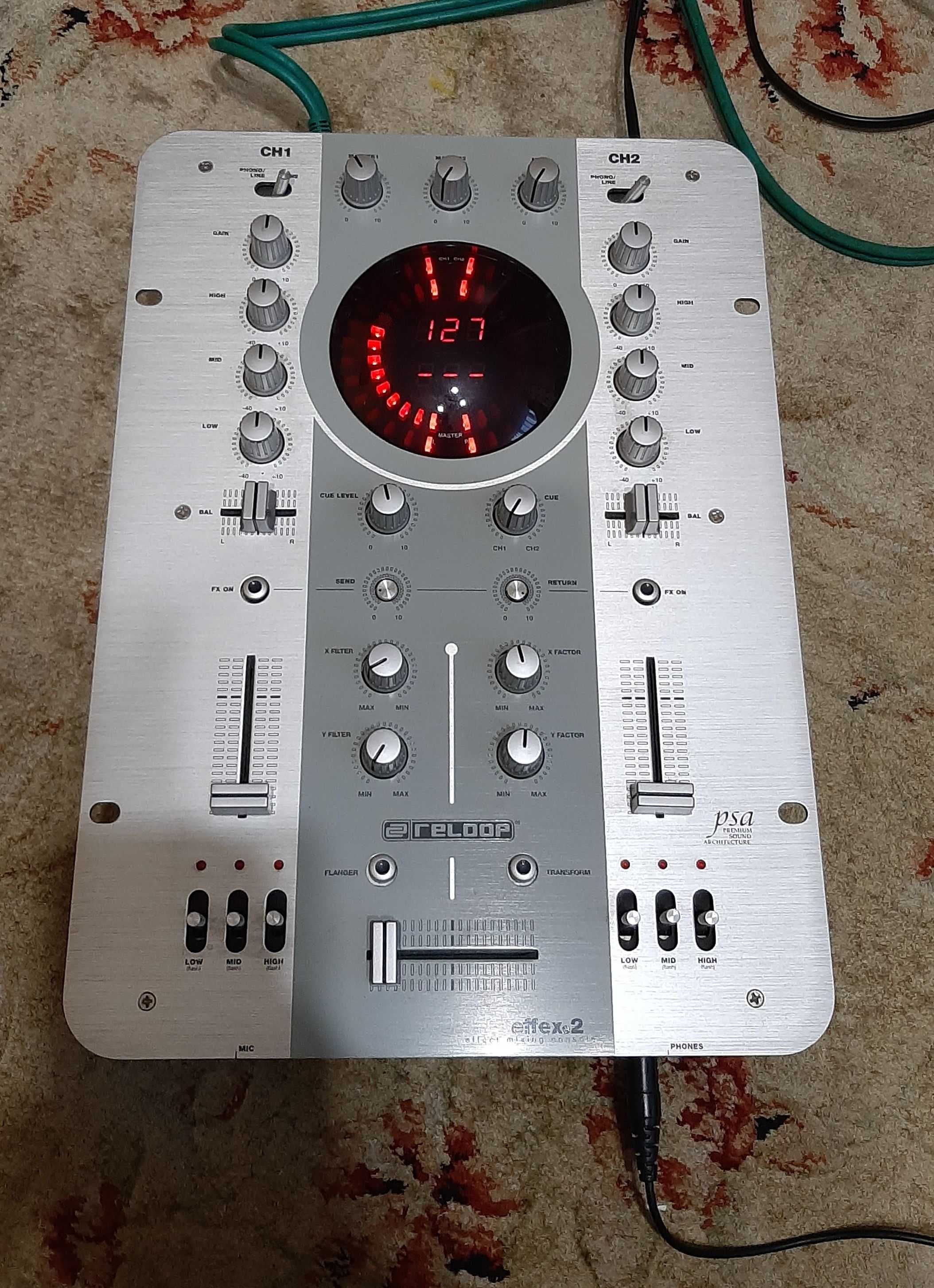 Zestaw Reloop Effex 2 + 2x RMP-808s + bonus