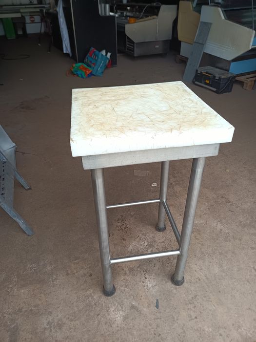 Mesa de corte de carnes