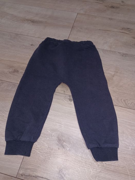 Spodnie dresowe Smyk r 98