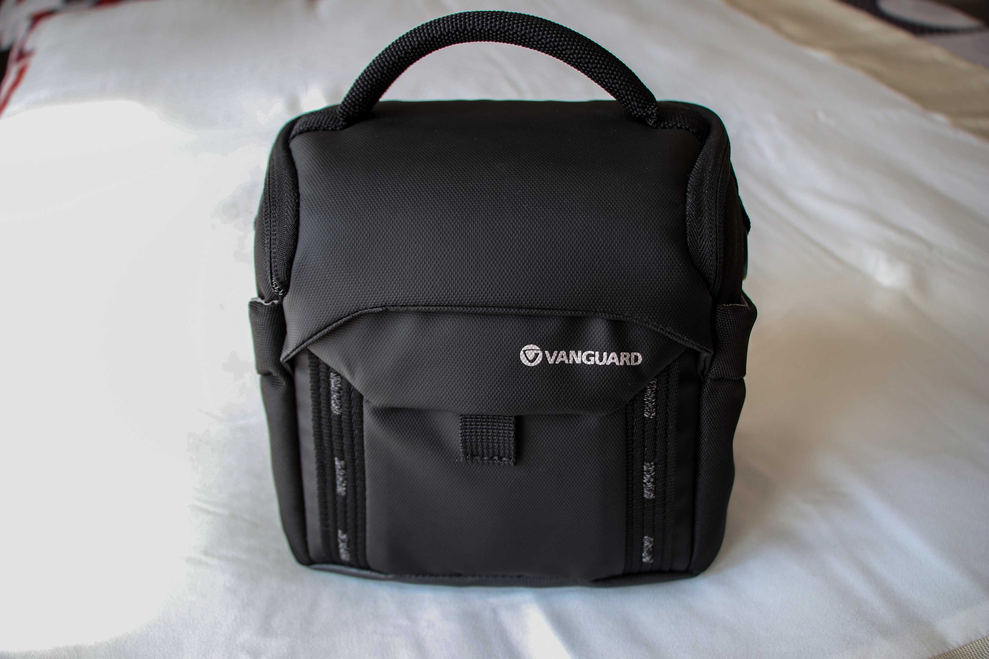 Сумка Vanguard VEO Adaptor 15M Black