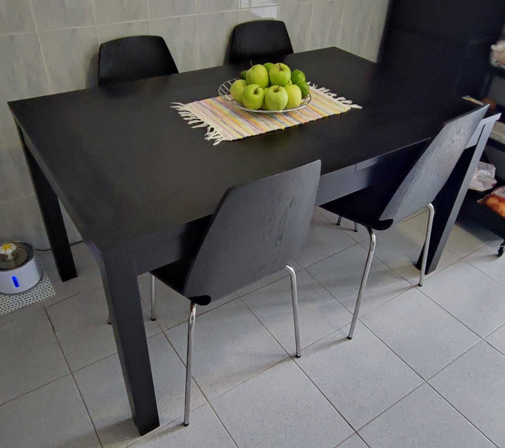 Mesa extensível com 4 cadeiras IKEA