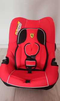 Fotelik dla dziecka 0-13kg Ferrari