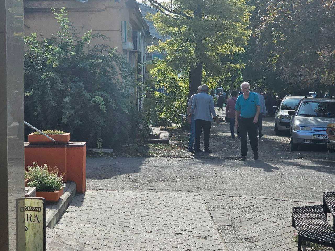 Баштанка торгове приміщення 220 кв.м. біля ринку на прохідняку