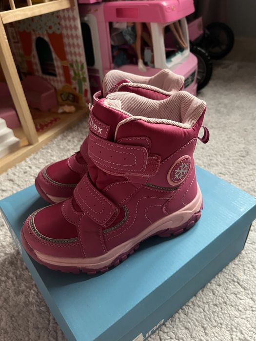 Sprzedam buty zimowe dla dziewczynki