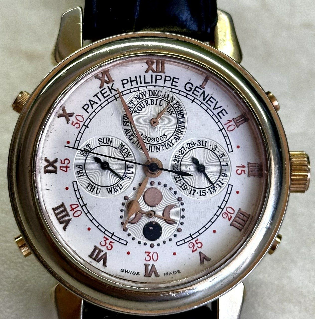 Часы с двусторонним циферблатом Patek Philippe Geneve