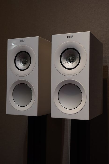 KEF R3 Meta Biały Połysk para - OUTLET