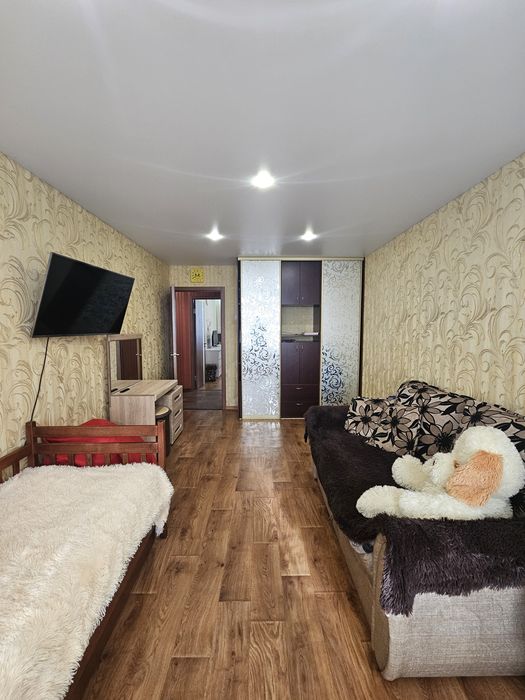 Сдам 3х ком квартиру Зубенко 25 м.Студенченская.L