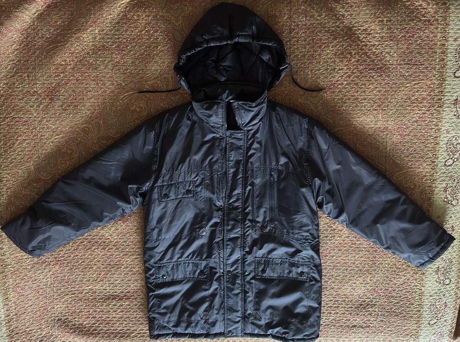 Чоловіча зимова куртка на синтепоні