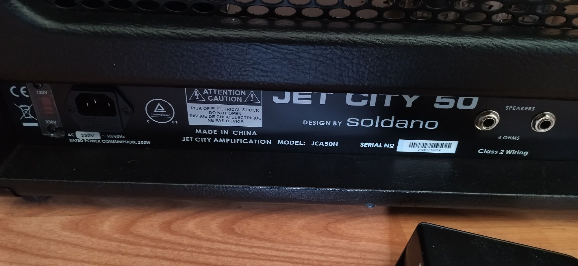 Amplificador de guitarra a válvulas Jet City 50W