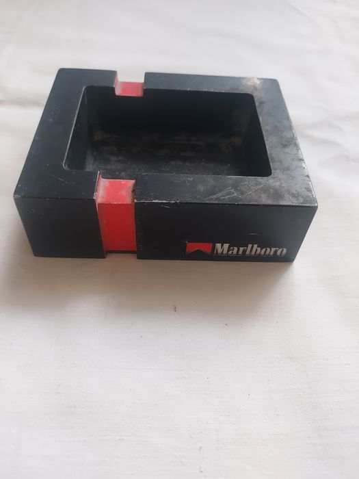 Popielniczka Marlboro