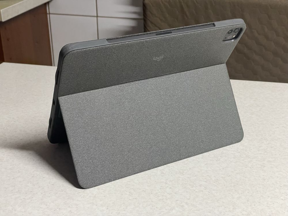 Logitech Combo Touch Keyboard z gładzikiem do iPada Pro 12,9 cala