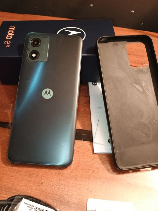 Motorola Moto e13. 64 Gb. Чудовий стан