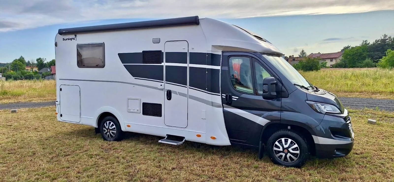 Sunlight Fiat  Kamper Sunlight 2018r. – 100% gotowy do podróży! (Półintegra)