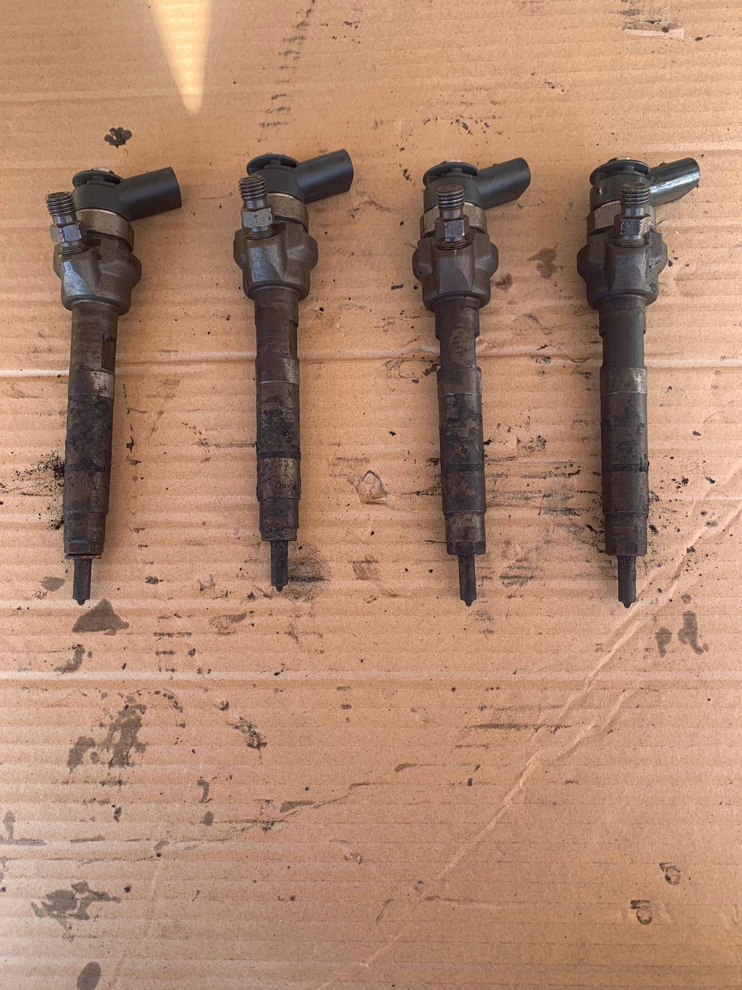 Vendo 4 injetores BMW
