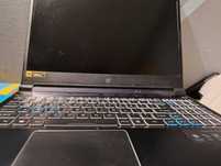 Laptop predator używany