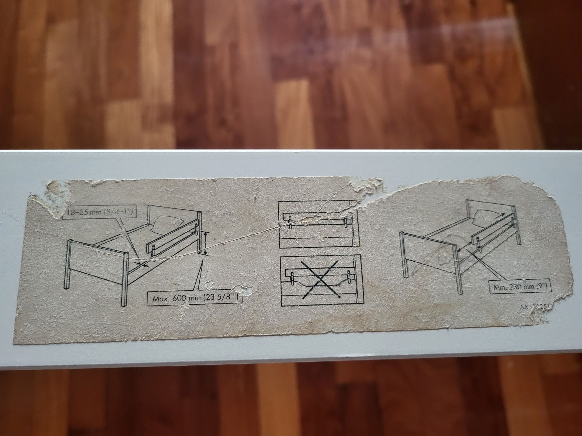 Barra cama criança.