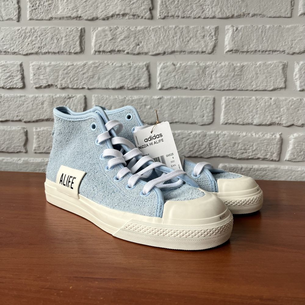 Adidas NIZZA HI ALIFE SHOE LIGHT BLUE GW5325 39 1/3EU, 24,4см