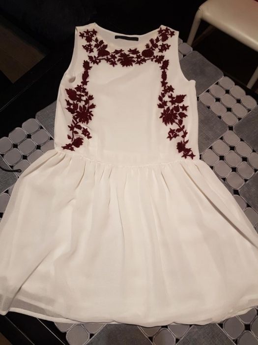 Biała sukienka XS/S ZARA NOWA