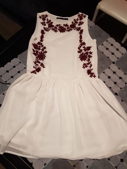 Biała sukienka XS/S ZARA NOWA