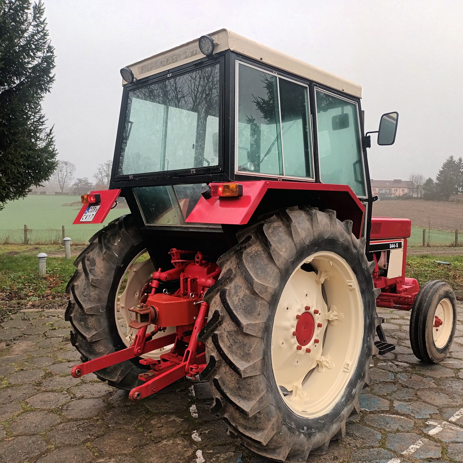 Case international 844-S