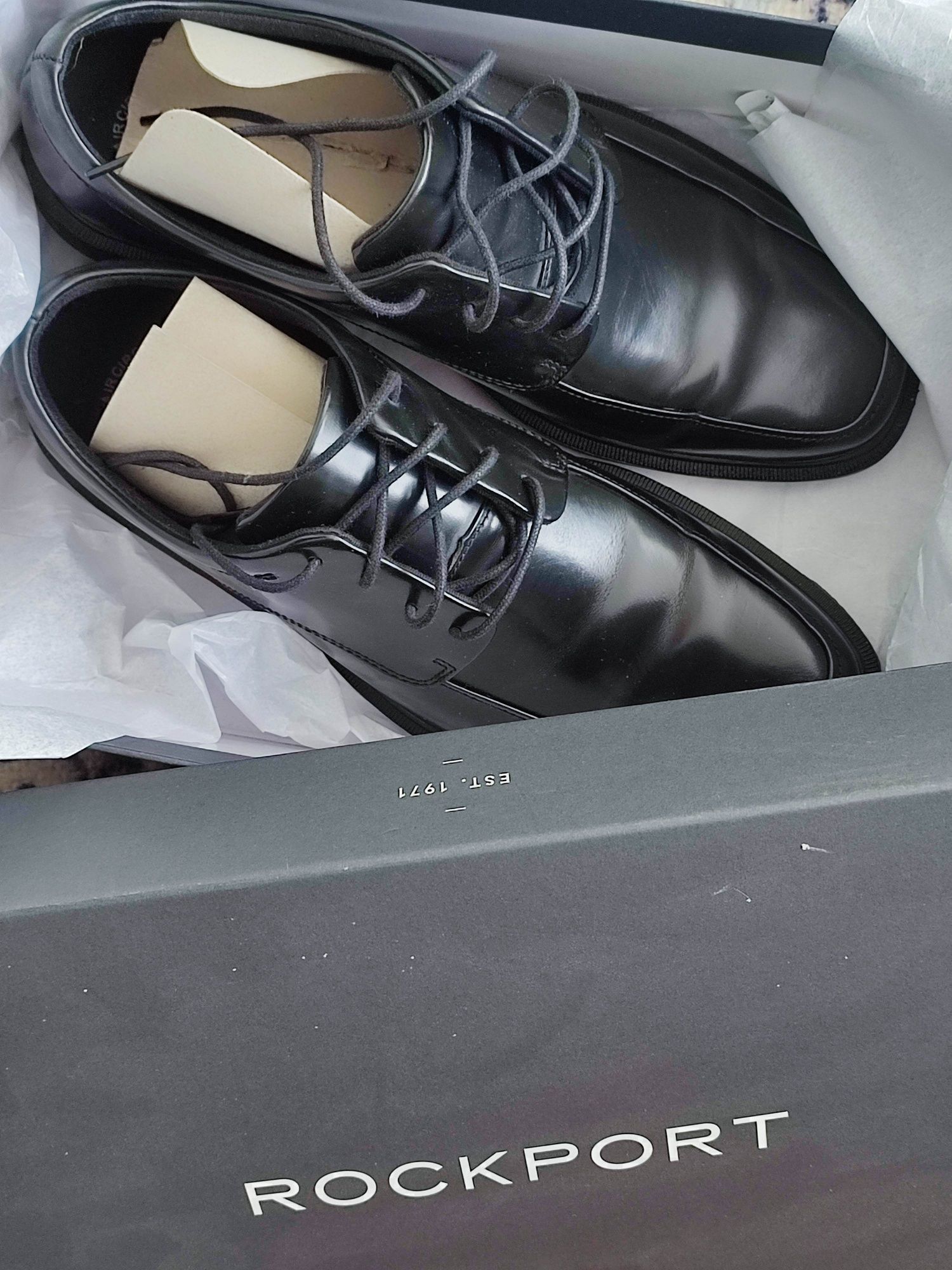 Нові фірмові шкіряні німецькі туфлі Rockport 40 розмір на стопу 265