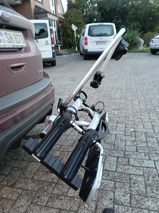 Sprzedam bagażnik rowerowy Thule na hak na 2 rowery uchylny