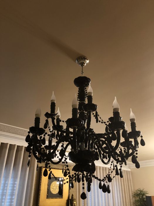 Lustre de teto em vidro opalino com 16 lampadas