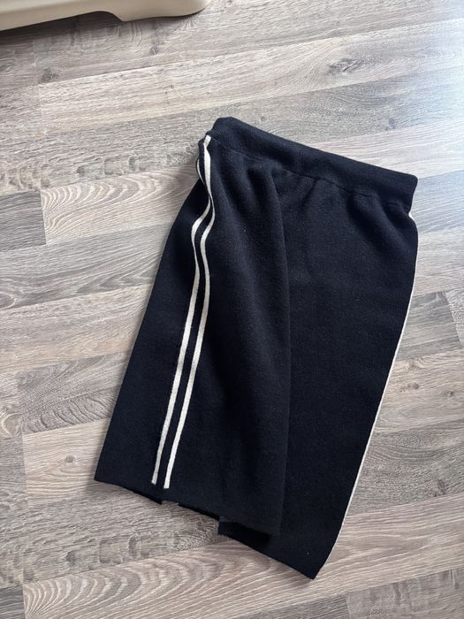 Вʼязана спідниця