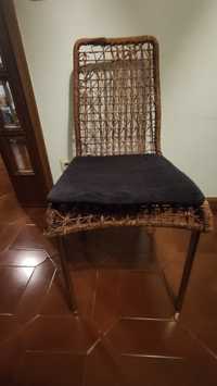 Cadeira verga, estrutura metálica