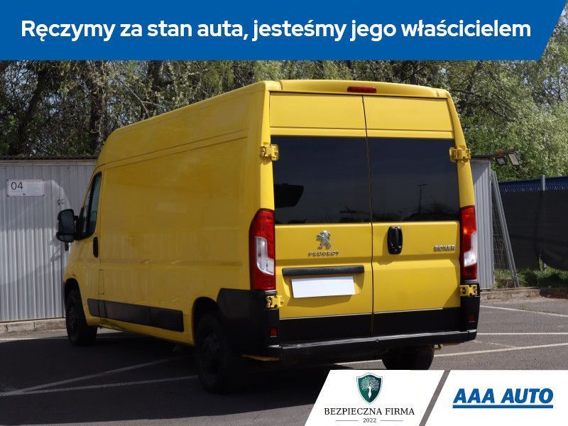 Peugeot boxer  2.0 BlueHDi, L3H2, 1250kg/13m3, VAT 23%, 3 Miejsca, 4 EU palet