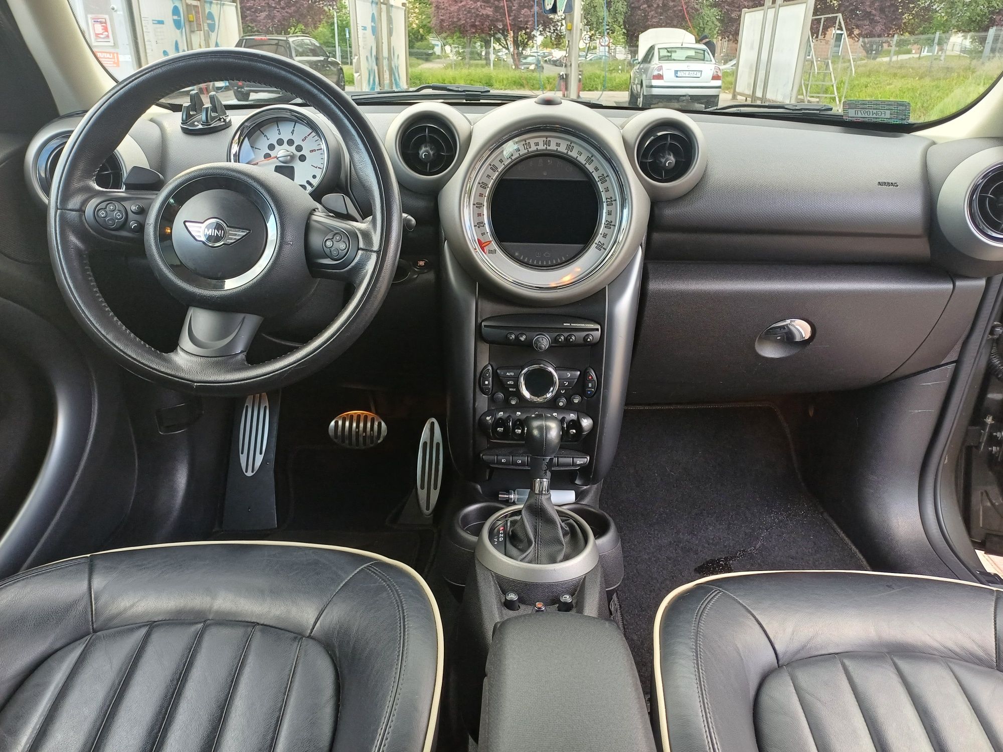 Mini countryman 4x4,automat,xenony,skóry