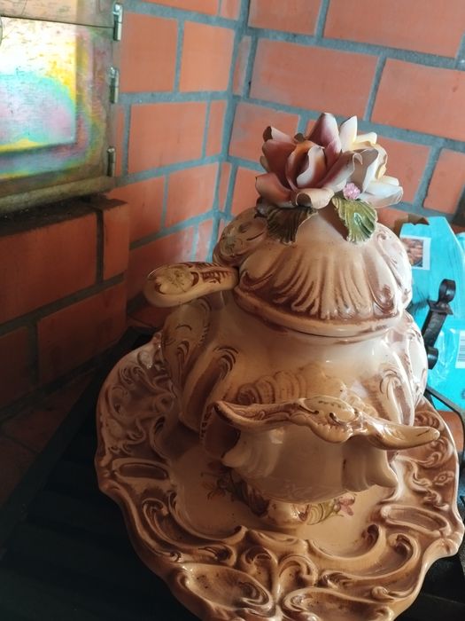 Terrina grande com prato e concha vintage